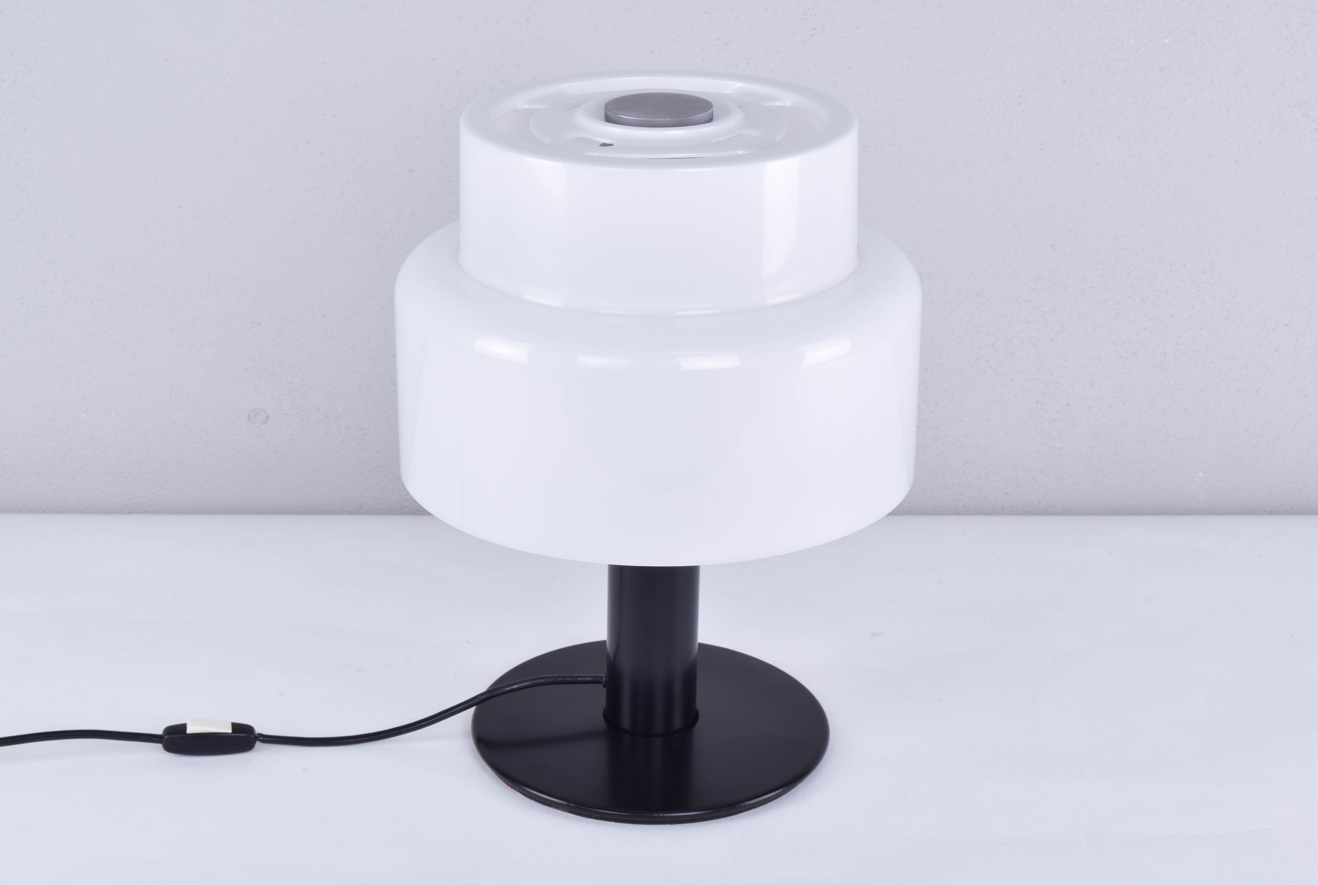 Codialpo Mid-Century Modern Black and White Lucite Seta Table Lamp, Spain, 1970