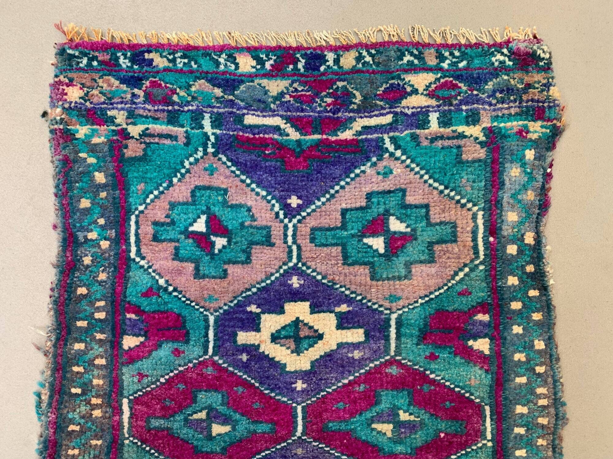 Small vintage turkish rug 91x52 cm, short runner, tribal, shabby, mini carpet