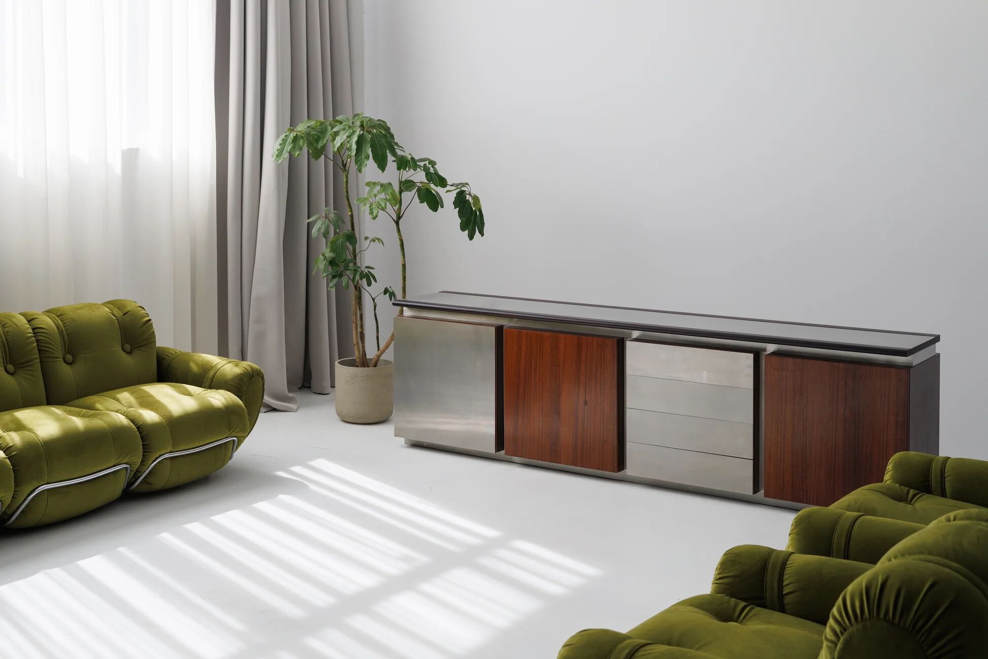 Restored large Parioli sideboard | Room divider by Giotto Stoppino for Acerbis