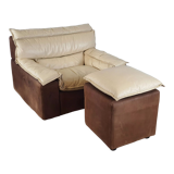 Fauteuil avec pouf en cuir et daim