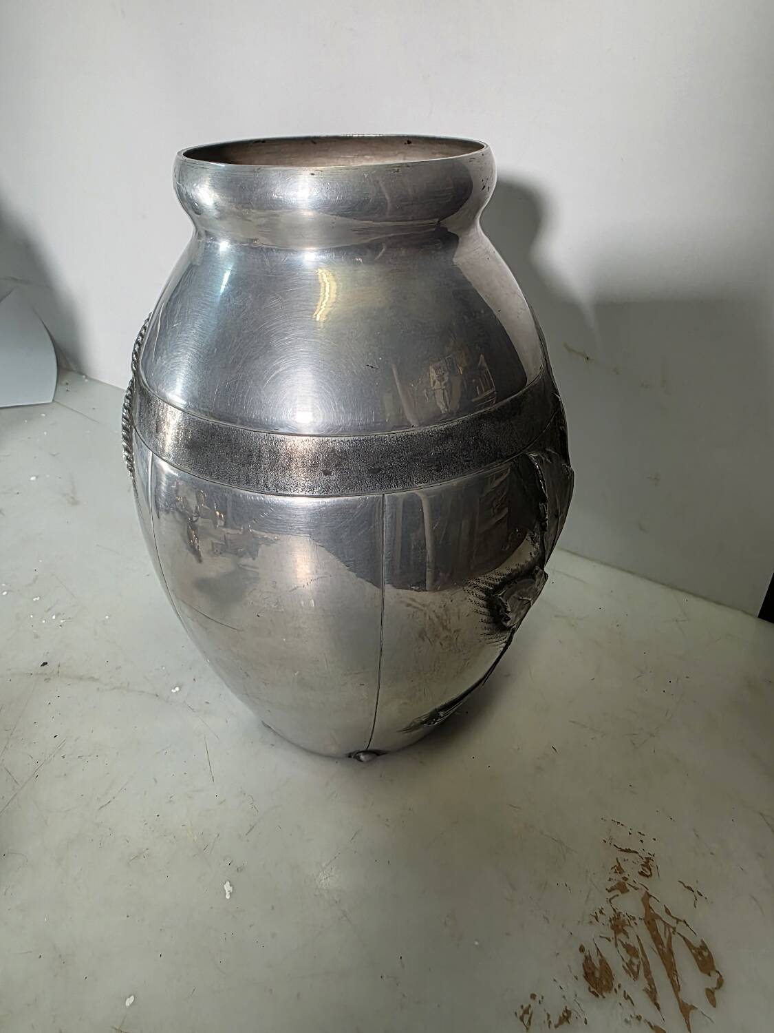 Art Deco vase in repoussé tin Signed Houzeaux Floral decoration 30 cm