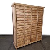 Vintage chest of drawers