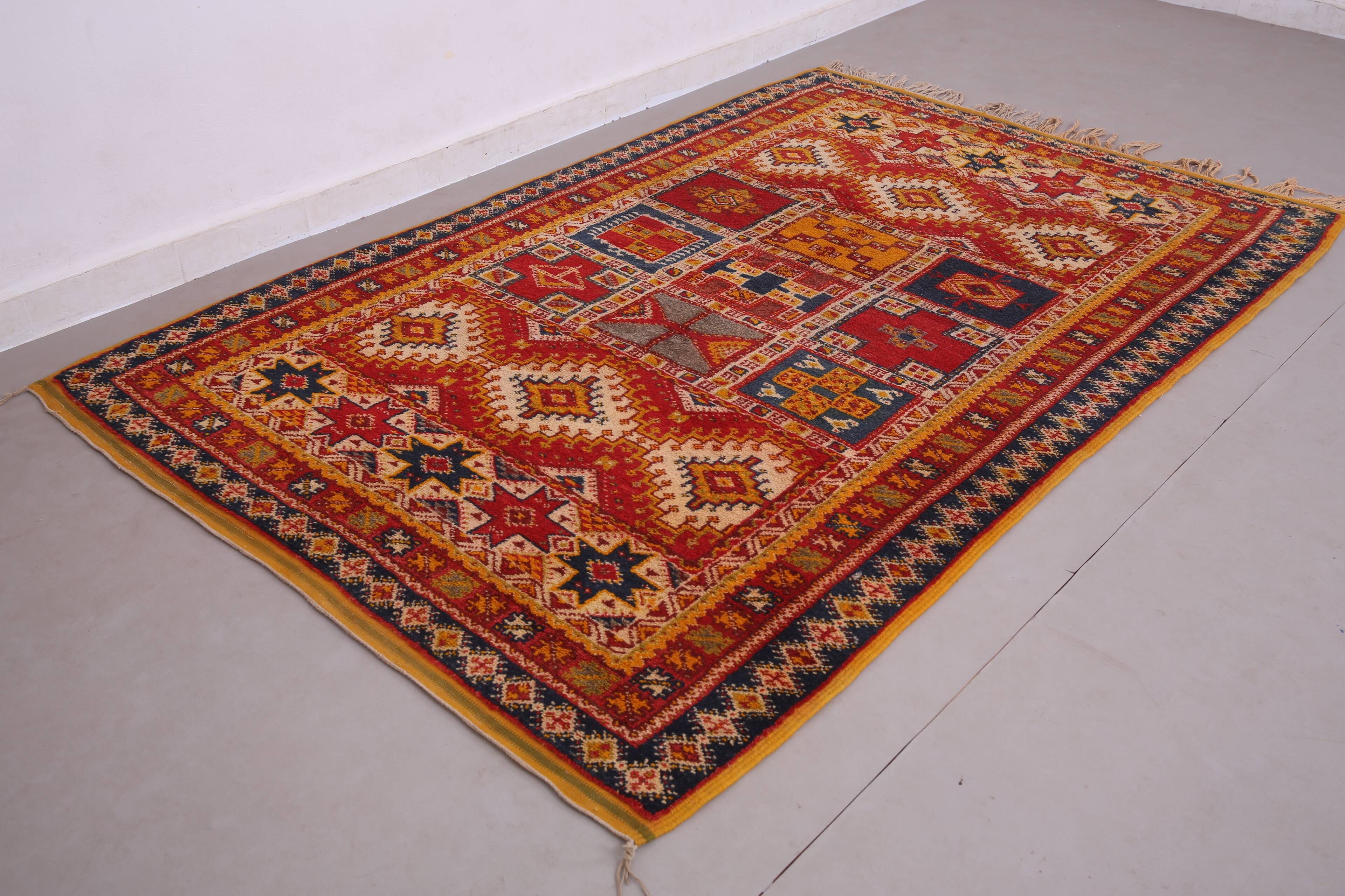 Vintage Moroccan Taznakht Rug 166 x 252 cm - Berber Wool Rug - Handmade Rug