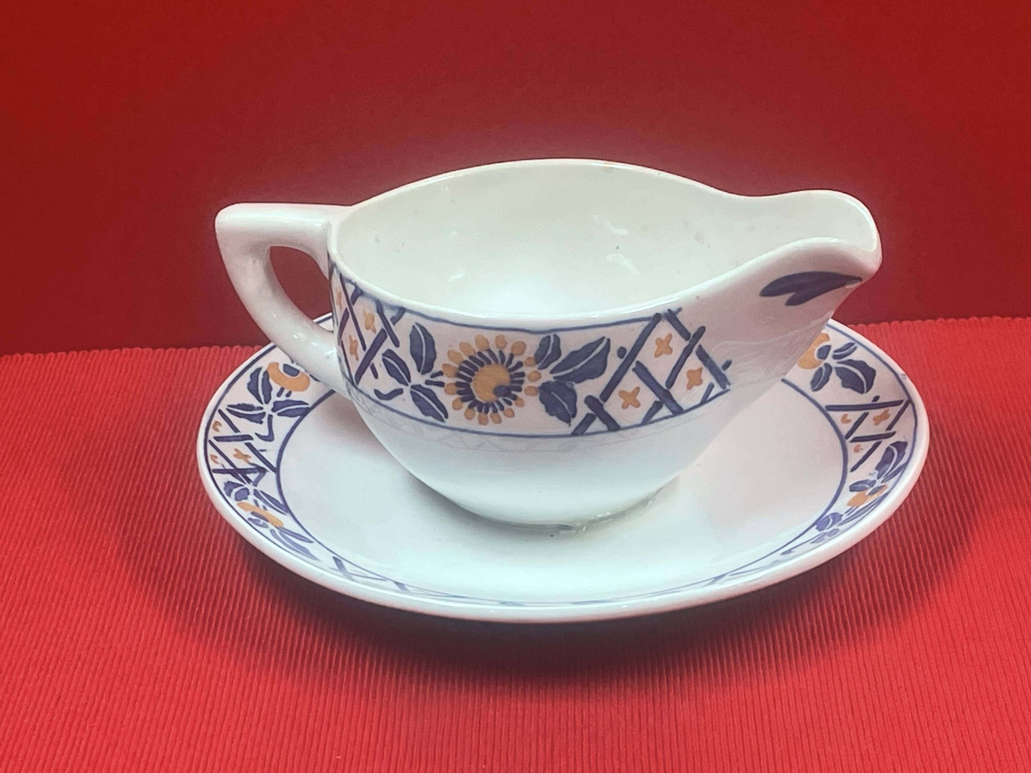 Sarreguemines sauce boat + 2 serving dishes, Reval ceramic decor