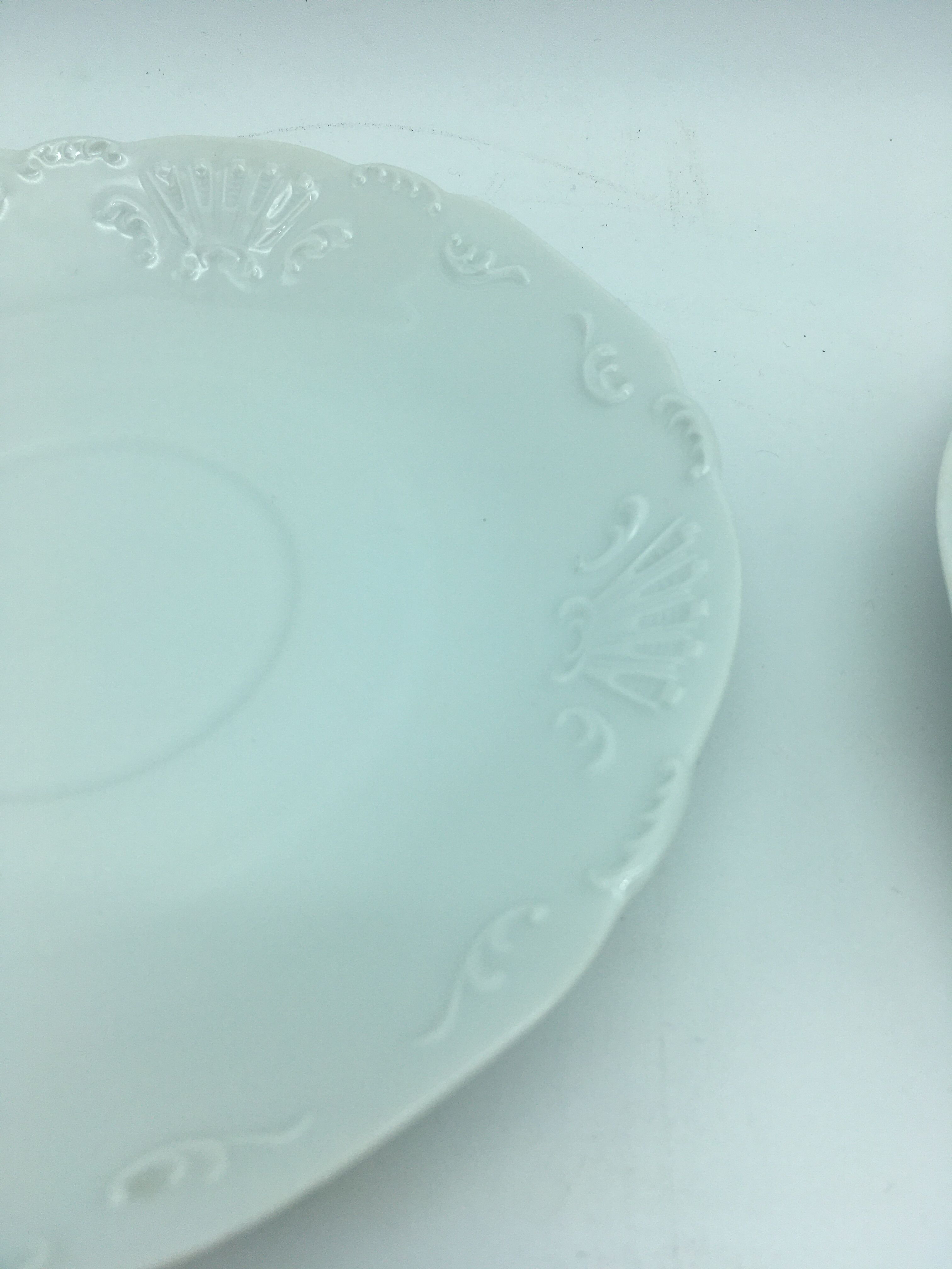 4 broth bowls in taraud limoges porcelain.