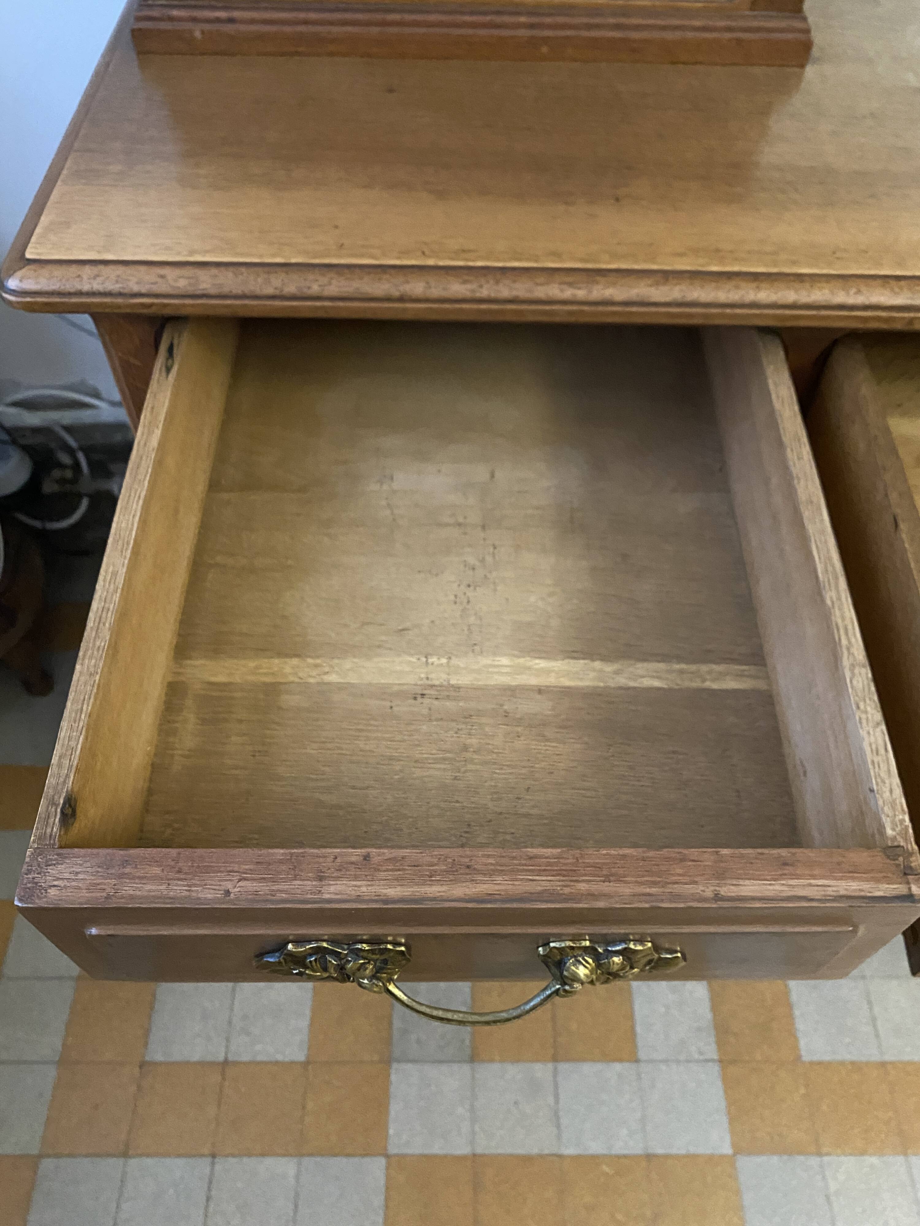Mahogany china cabinet