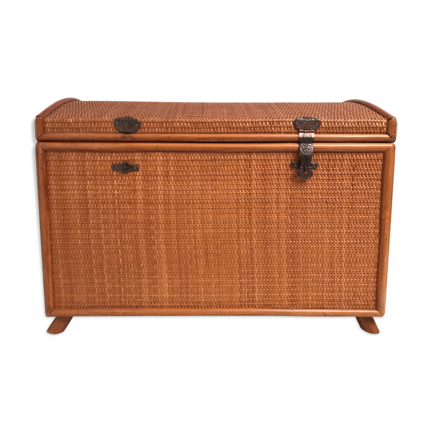 Trunk trunk in canned rattan 50s-60s
