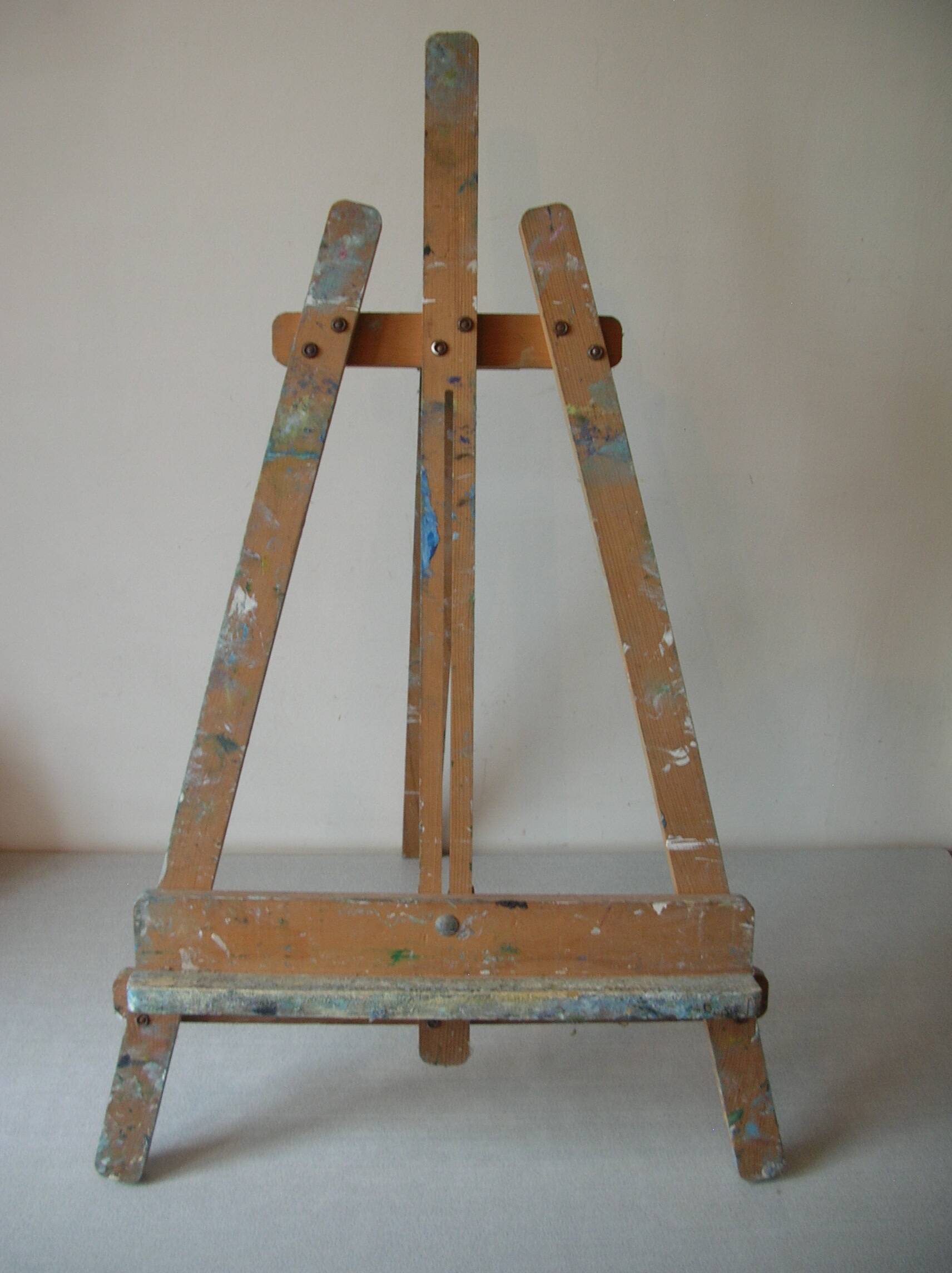 Old artist painter easel painting board holder wooden canvas 66 cm