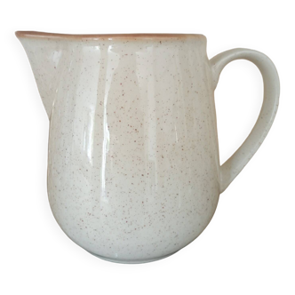 Old pitcher