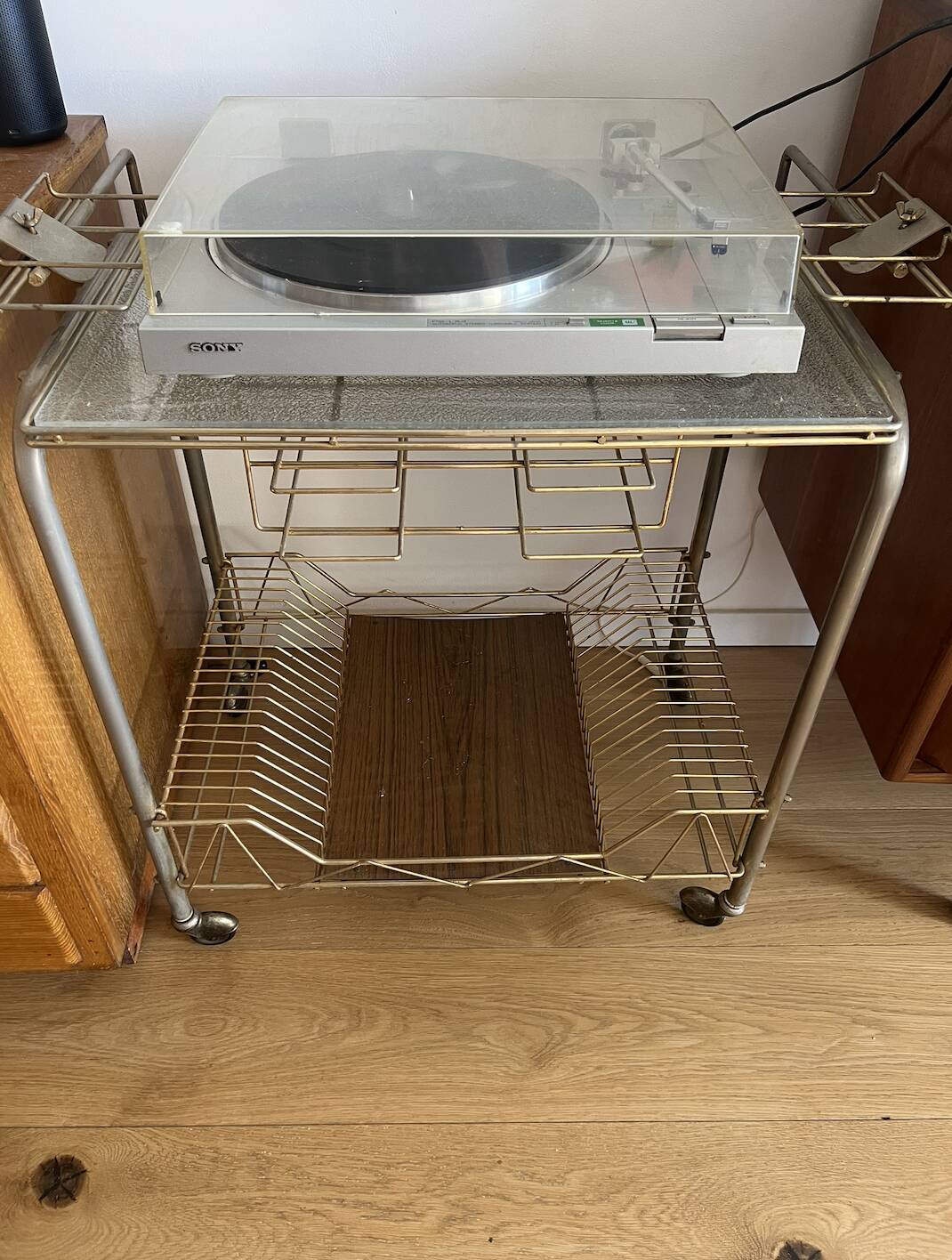 Vintage Rolling Dessert Trolley (Vinyl Record Player Furniture)