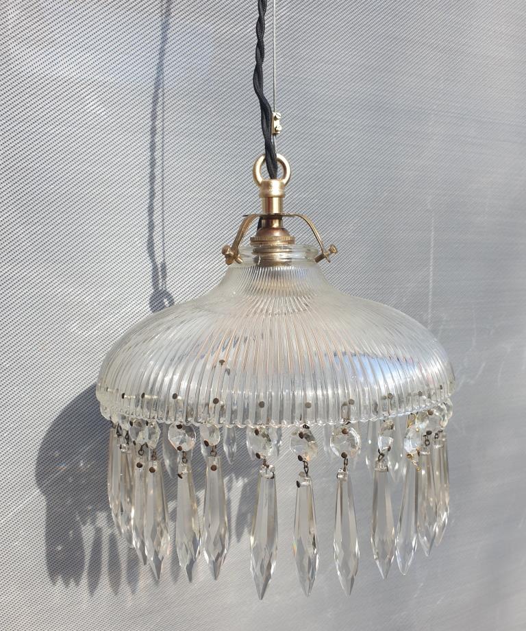 Holophane walk suspension with Myrza grapevines