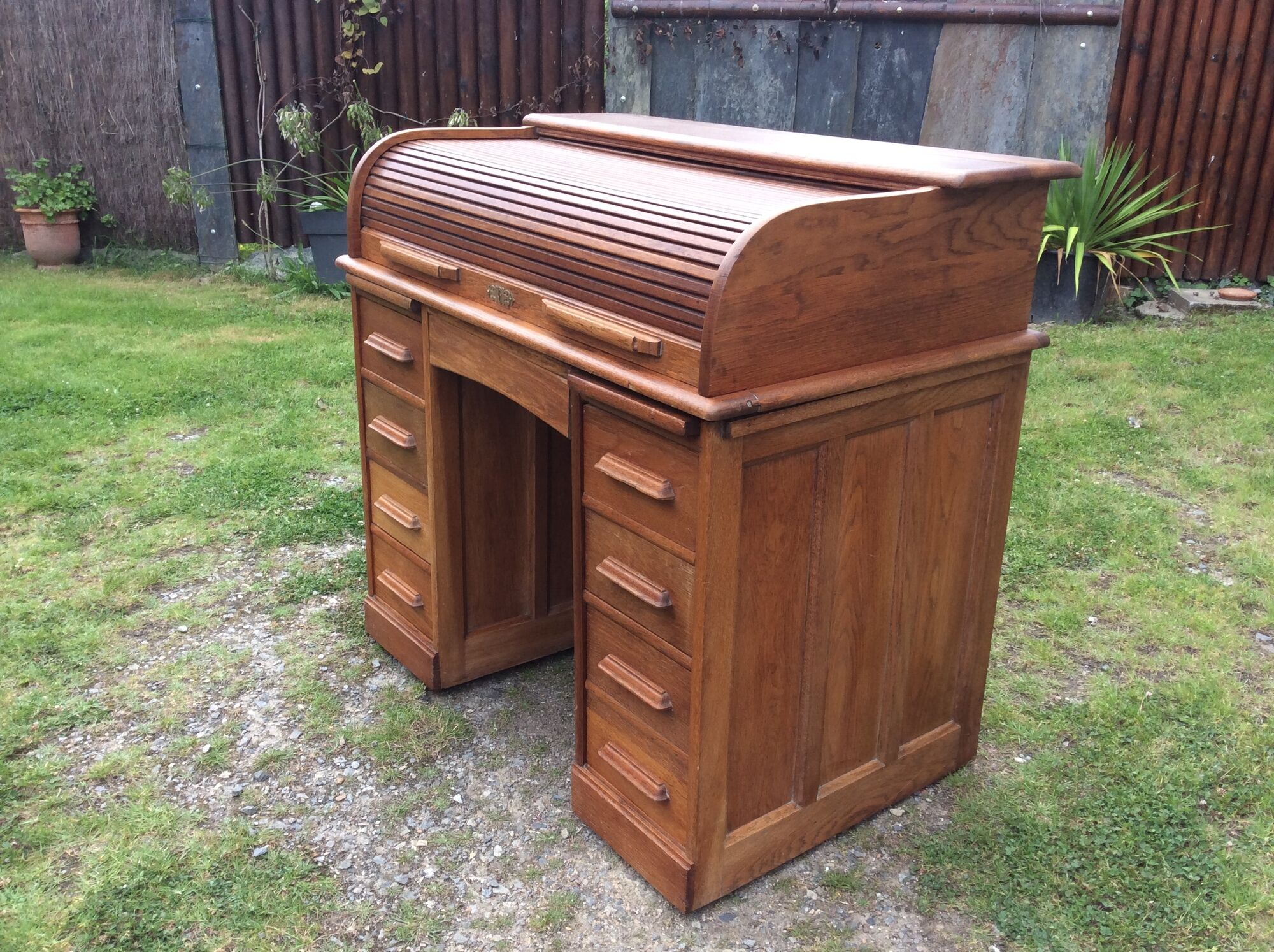 Old Angus London brand double-box sliding cylinder curtain desk.