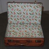 Very nice small suitcase from the 1940s