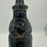 Zoomorphic man vase