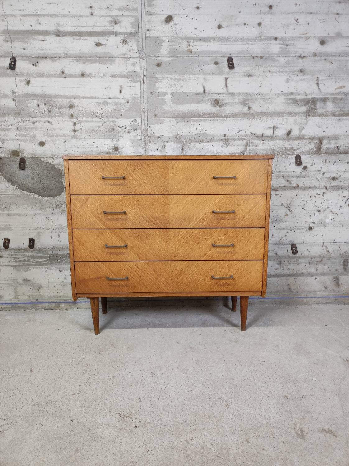 Vintage chest of drawers