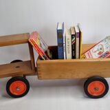 Vintage pulling truck, sleek design 70s-80s