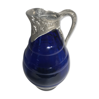 Pichet aiguière verre moulé bleu