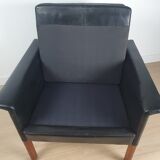 D500 armchair in black leather by Hans Olsen 1960
