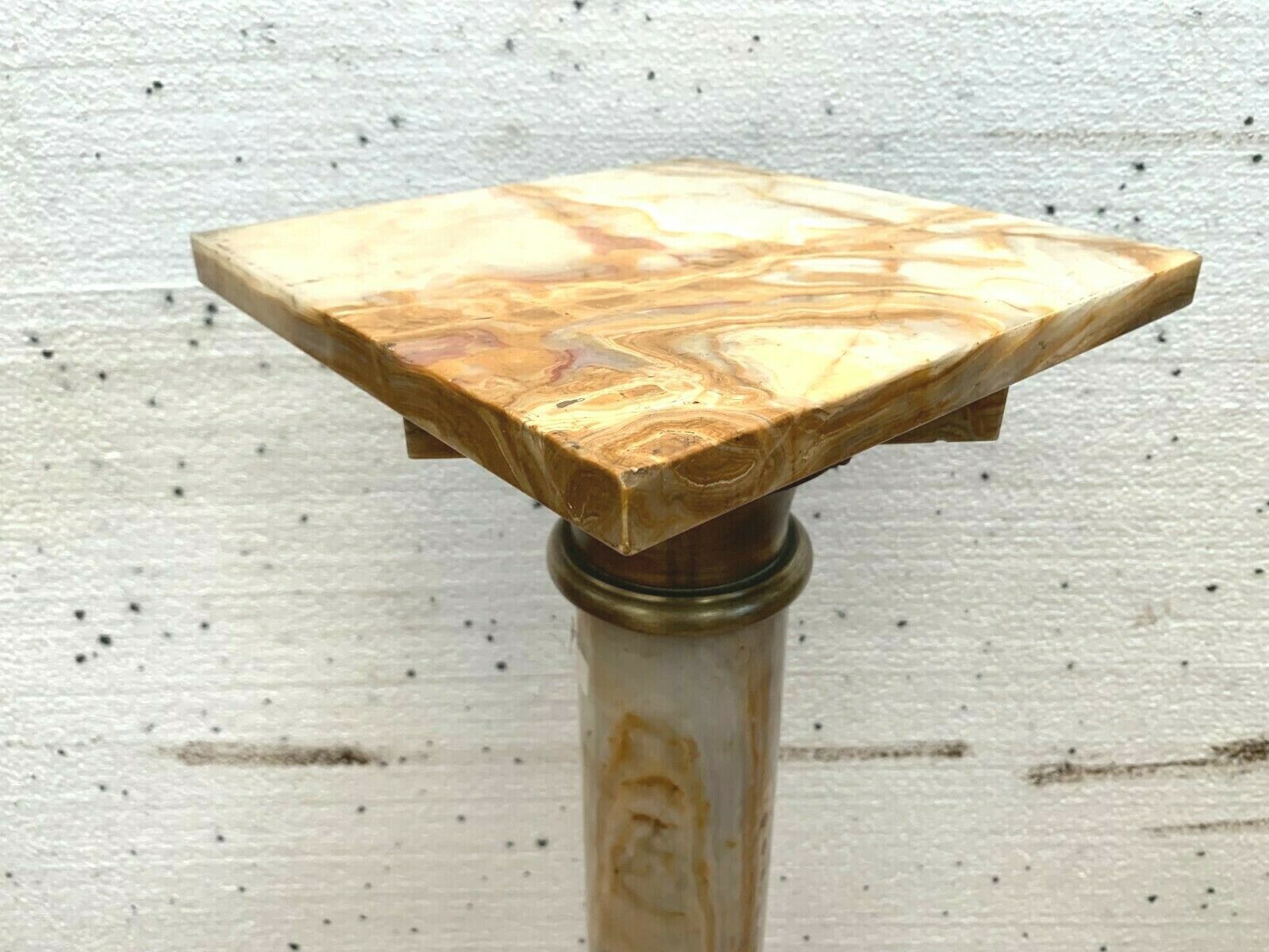 Presentation column in Onyx Pedestal turning XX century