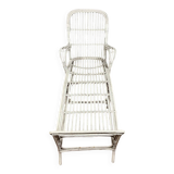Vintage deckchair or chaise longue in white lacquered rattan 1960's
