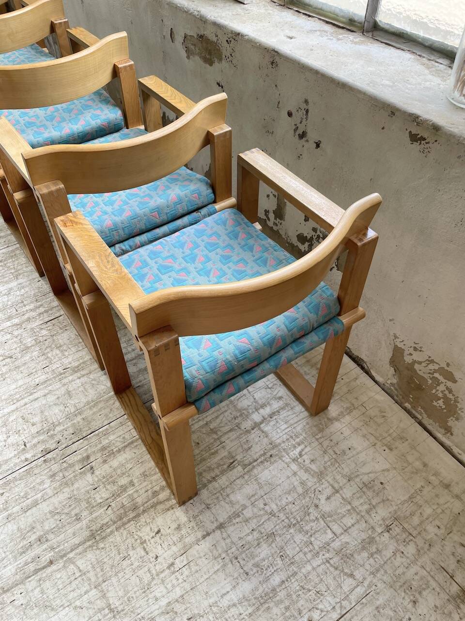 Set of 6 oak chairs with armrests Ate Van Apeldoorn