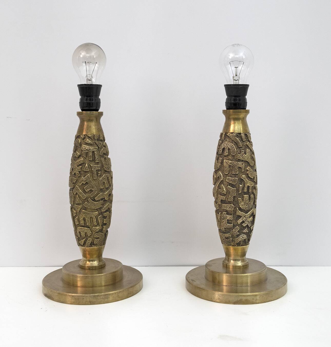 Pair of Luciano Frigerio Mid-Century Modern Italian Bronze Table Lamps, 70