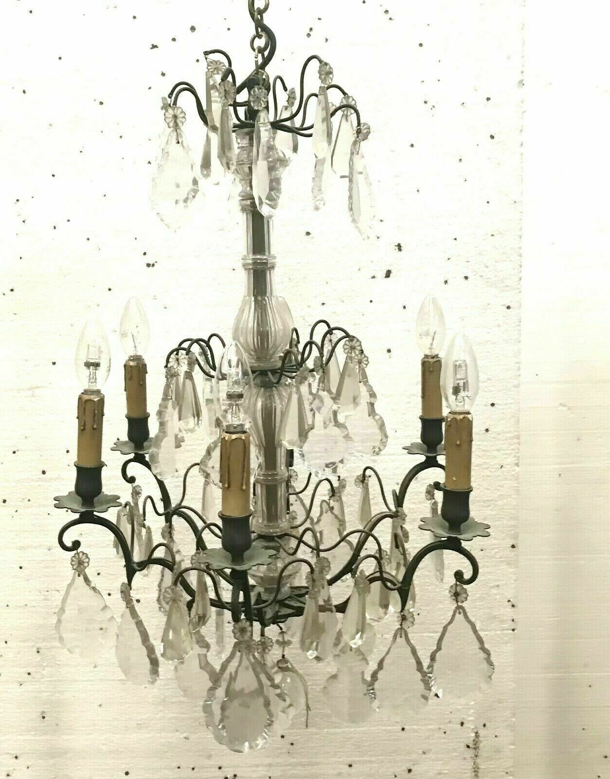 Louis XV style chandelier Bronze and pendants 8 arms of light XX century