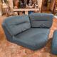 Chauffeuse angle vintage et son pouf