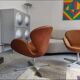 Pair Arne Jacobsen Swan chairs by Fritz Hansen