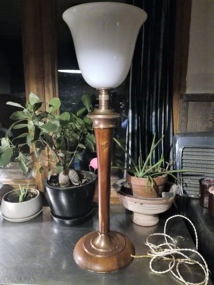 1930 Mazda Art Deco lamp