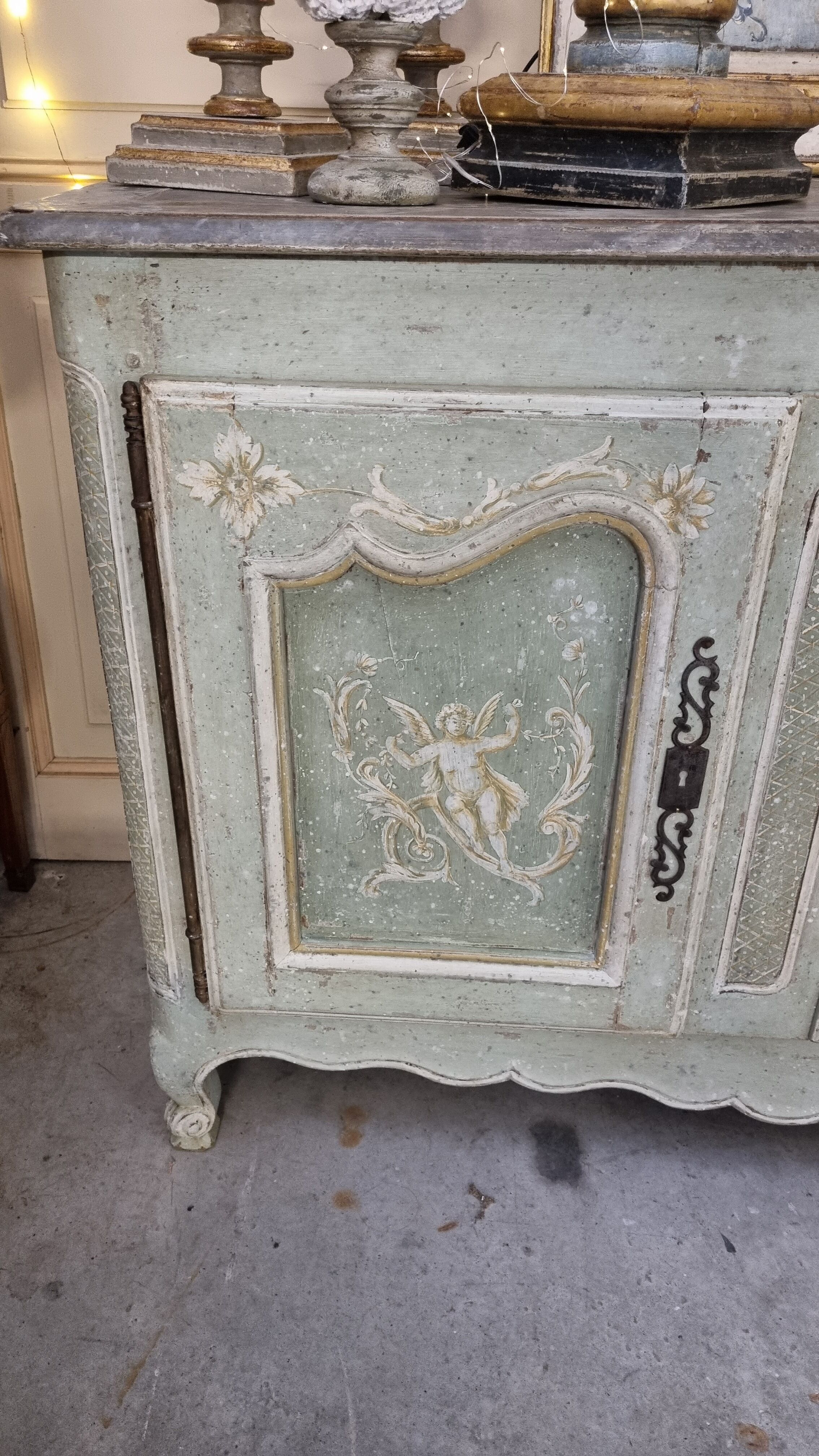 Sideboard late 18th/early 19th