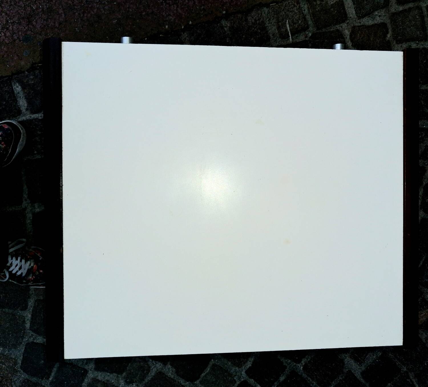 Tulip leg commode design, French manufacturing by Gautier.