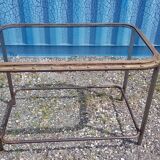Table avec ancien hublot de bateau en  laiton avec piètement en fer / 110 X 70 X 76 cm