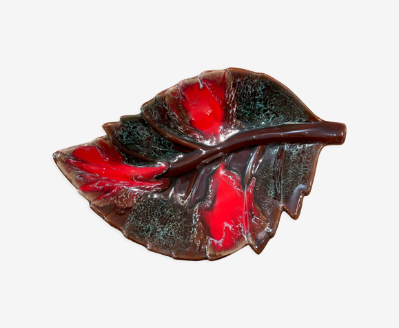Plat feuille estampillé Vallauris
