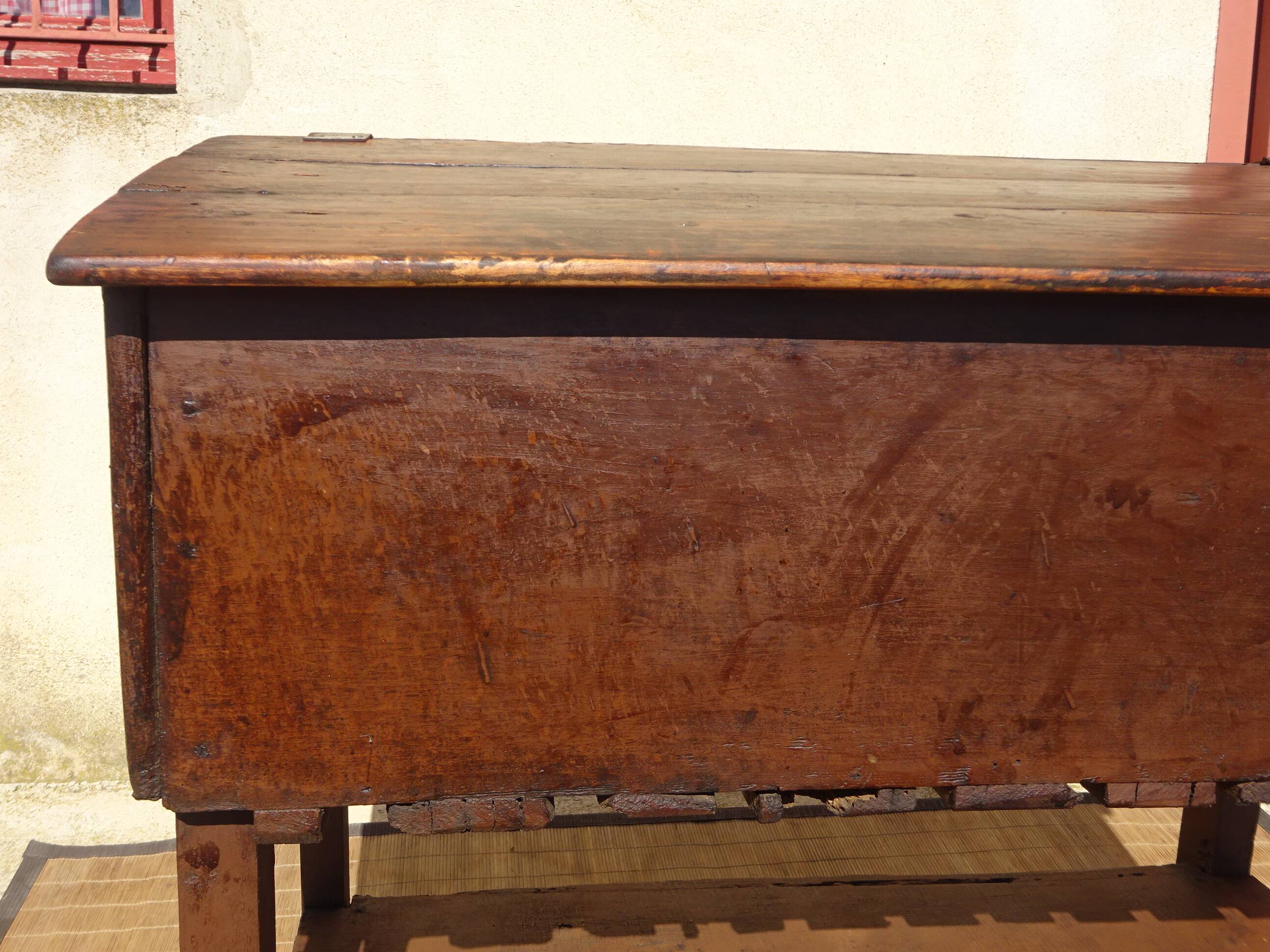 Old draining rack, chest, in solid oak