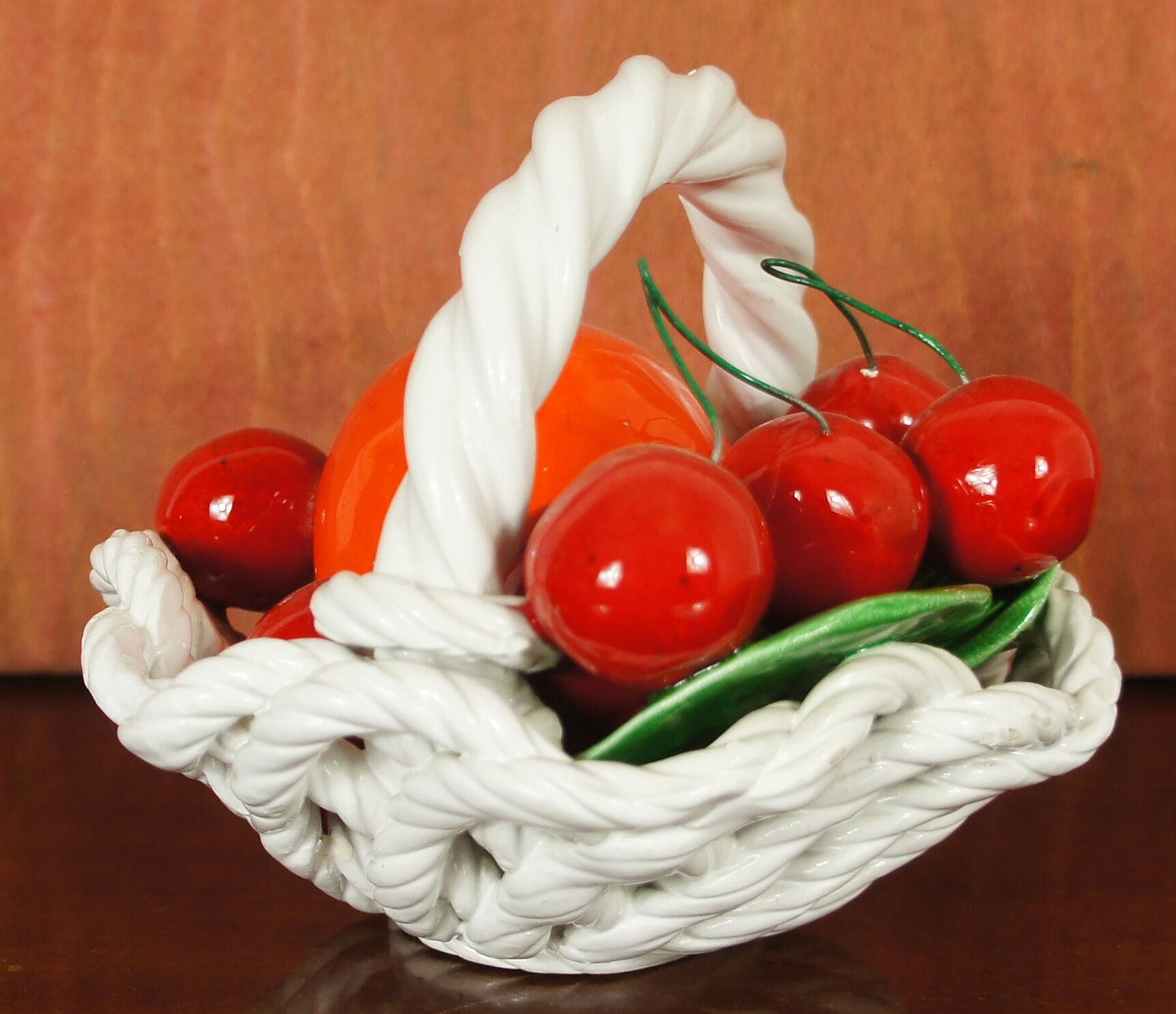 Braided basket of fruit slurry Italy