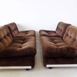 Set of 4 brown Amanta lounge chairs by Mario Bellini for C&B Italia
