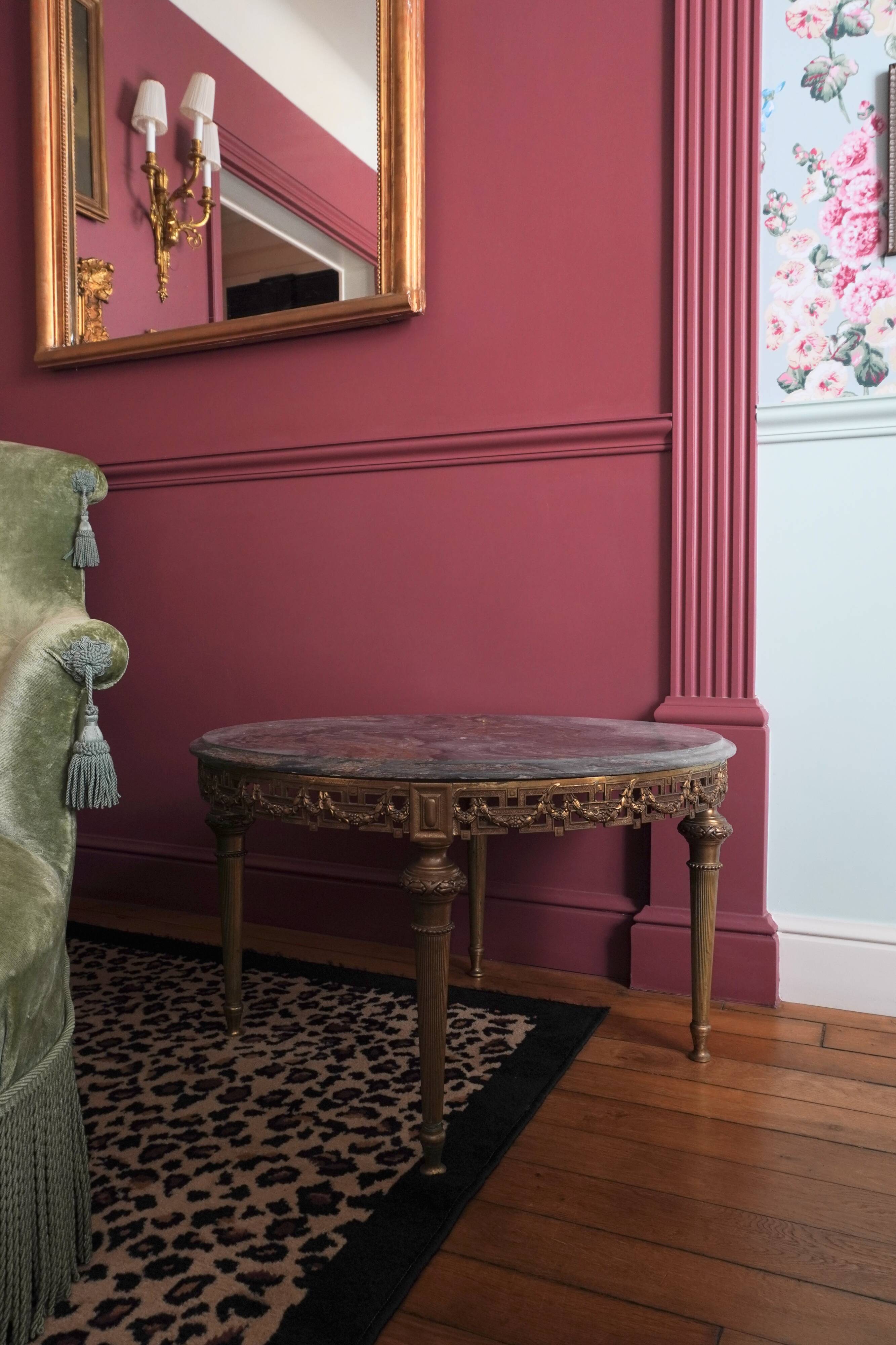 Louis XVI style round coffee table in marble and brass