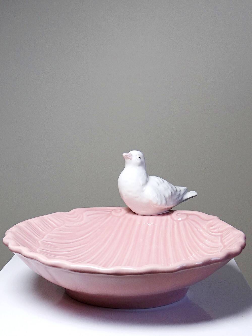 Decorative bowl, vintage Italian earthenware empty pocket with shell and dove