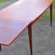 Table teck de type scandinave