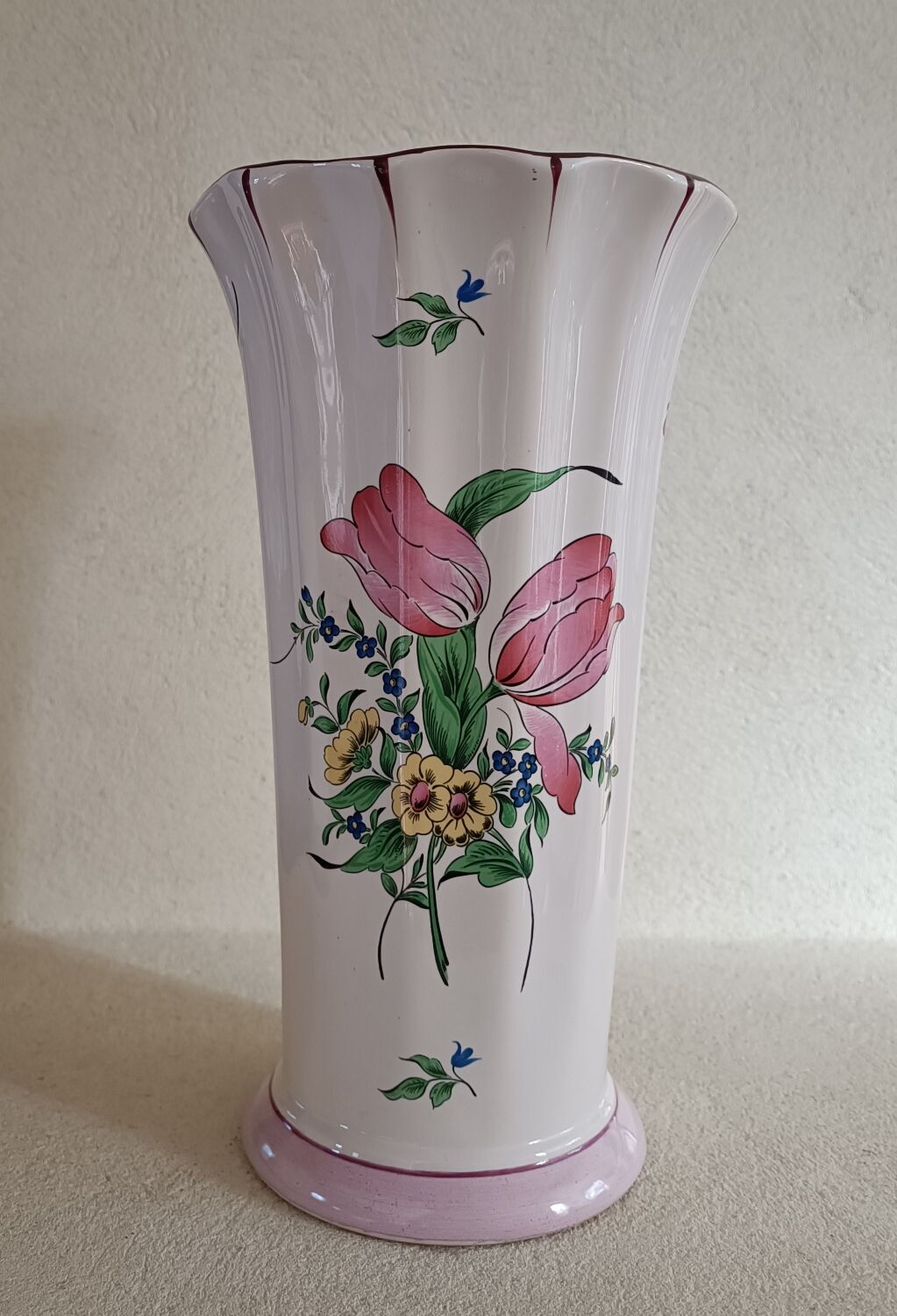 Vase en faïence de Lunéville décor Réverbère