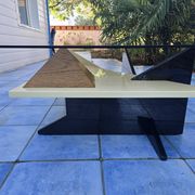 Table basse désign en médium laqué
