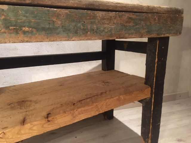 Lapidary's old little establishment