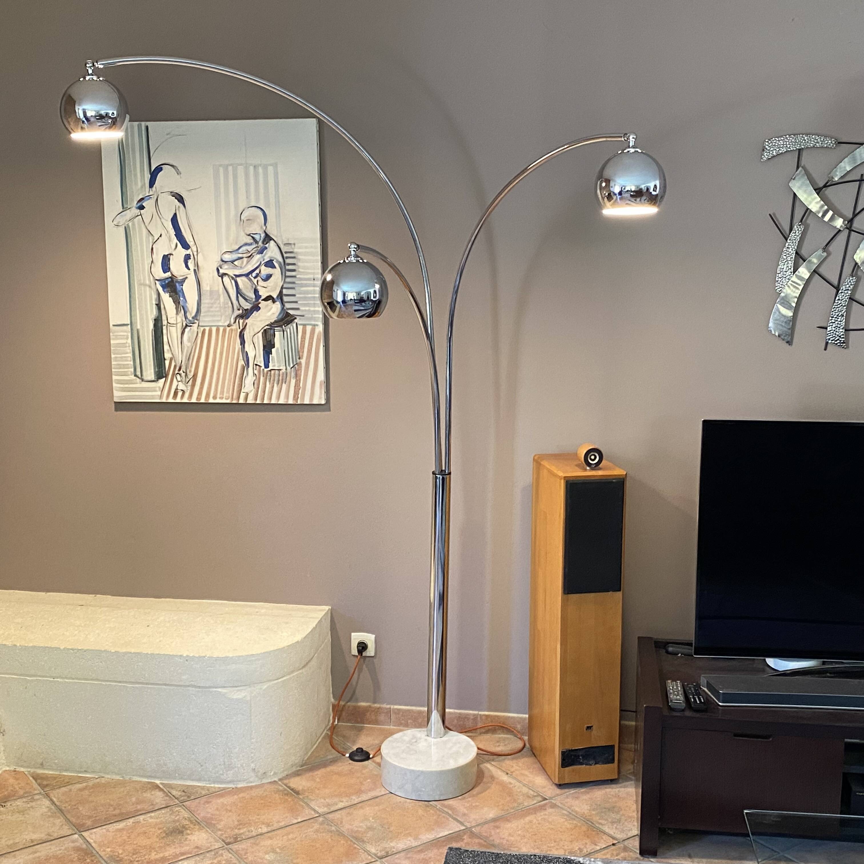 Lampadaire Muguet. Goffredo REGGIANI. 1970.