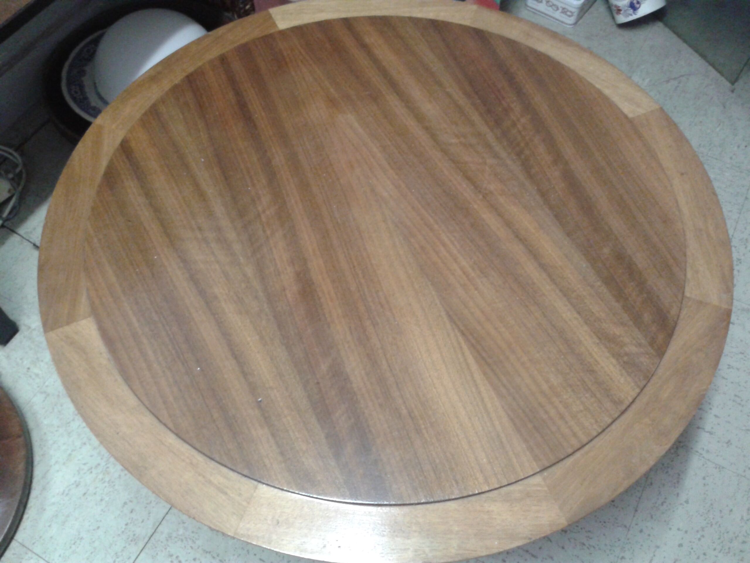 Art Deco round coffee table in blond wood