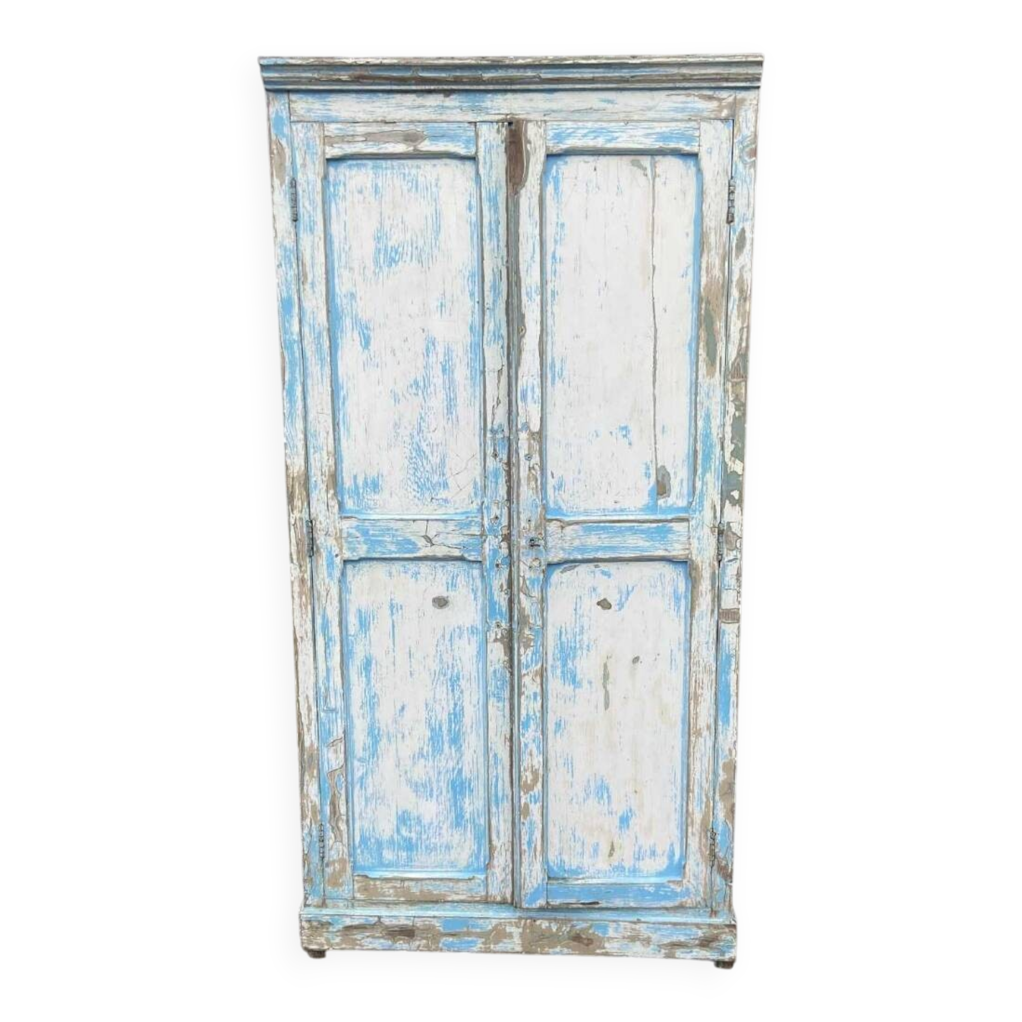 Armoire parisienne en bois