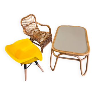 Small Scandinavian children's desk and matching armchairs