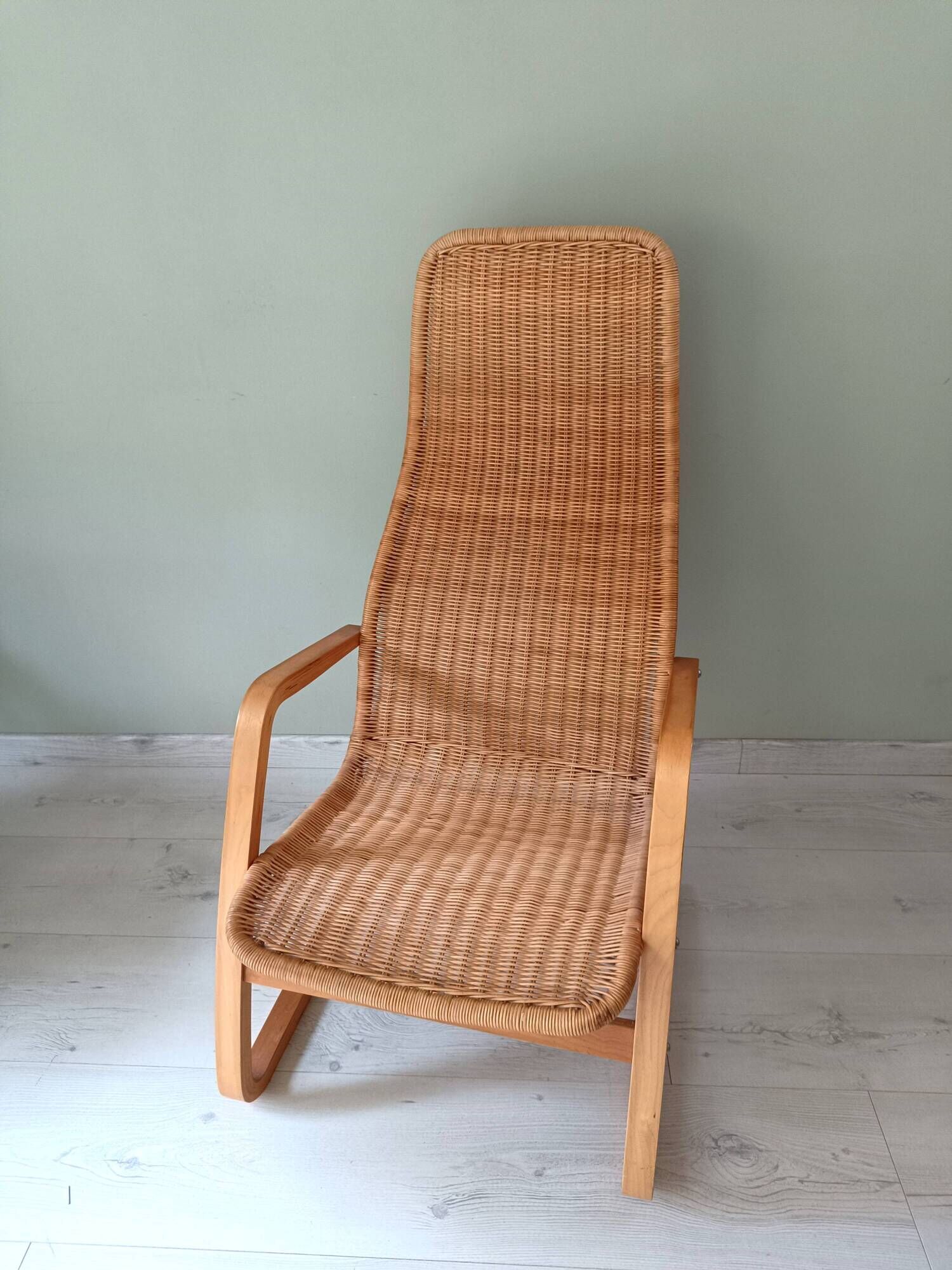 Oland Fatolj cantilever chair for IKEA in bentwood