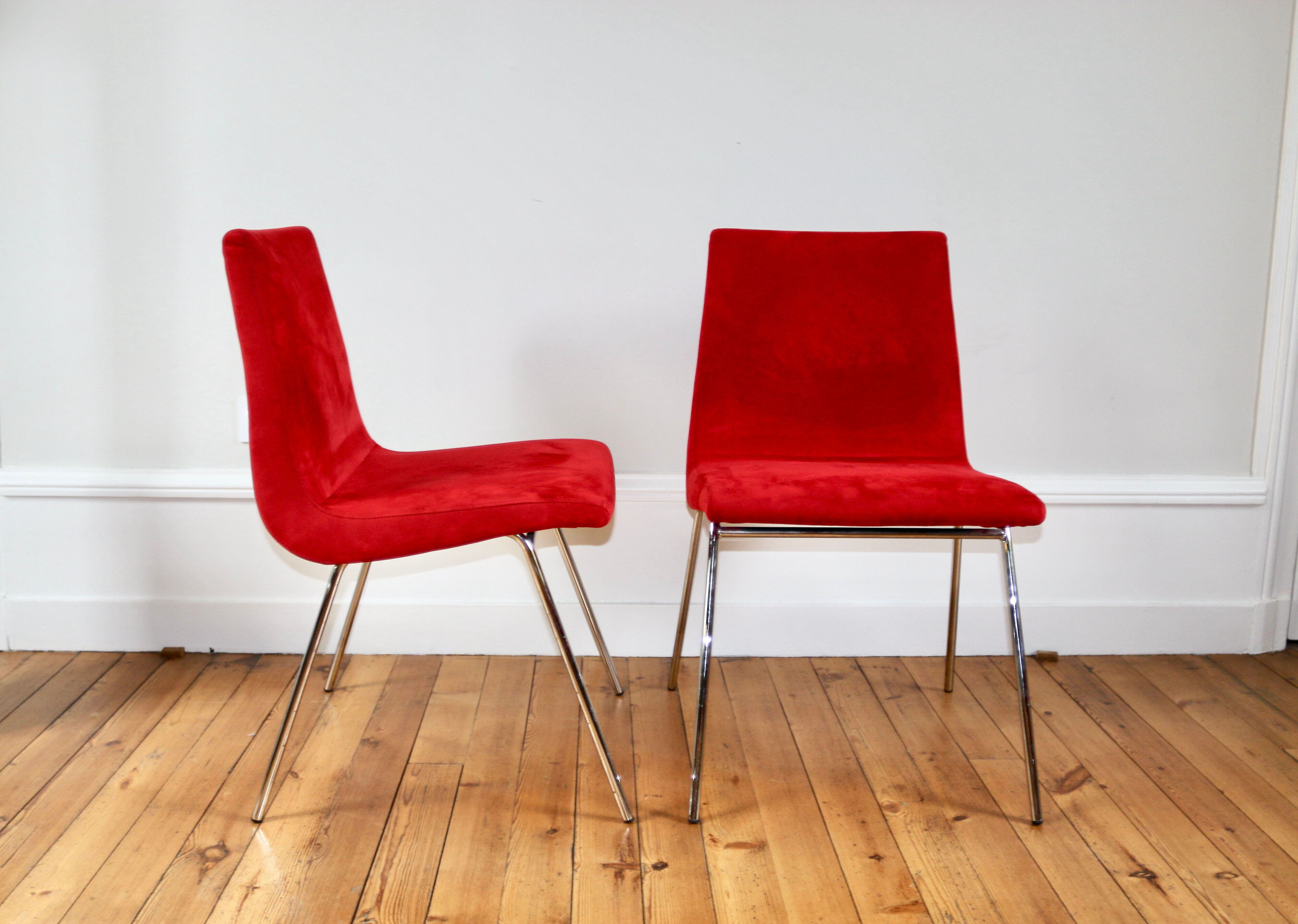 Série de chaises de Pierre Paulin pour Ligne Roset