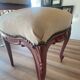 Chaise medaillon rose et beige